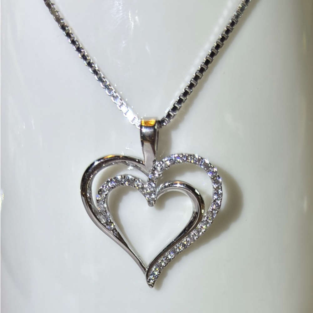 Zato’s Elegant 925 Sterling Silver Heart Pendant Necklace 18-22”